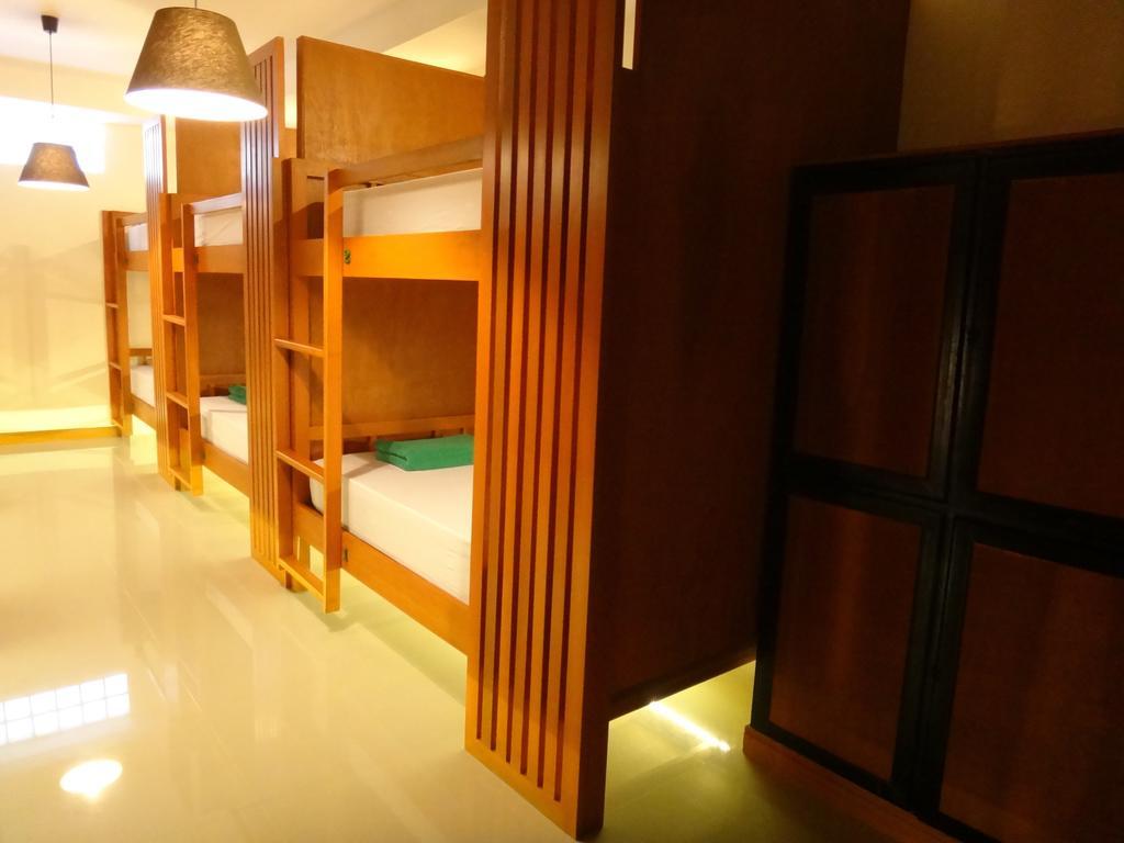 Phangan Pearl Hostel Haad Rin Εξωτερικό φωτογραφία