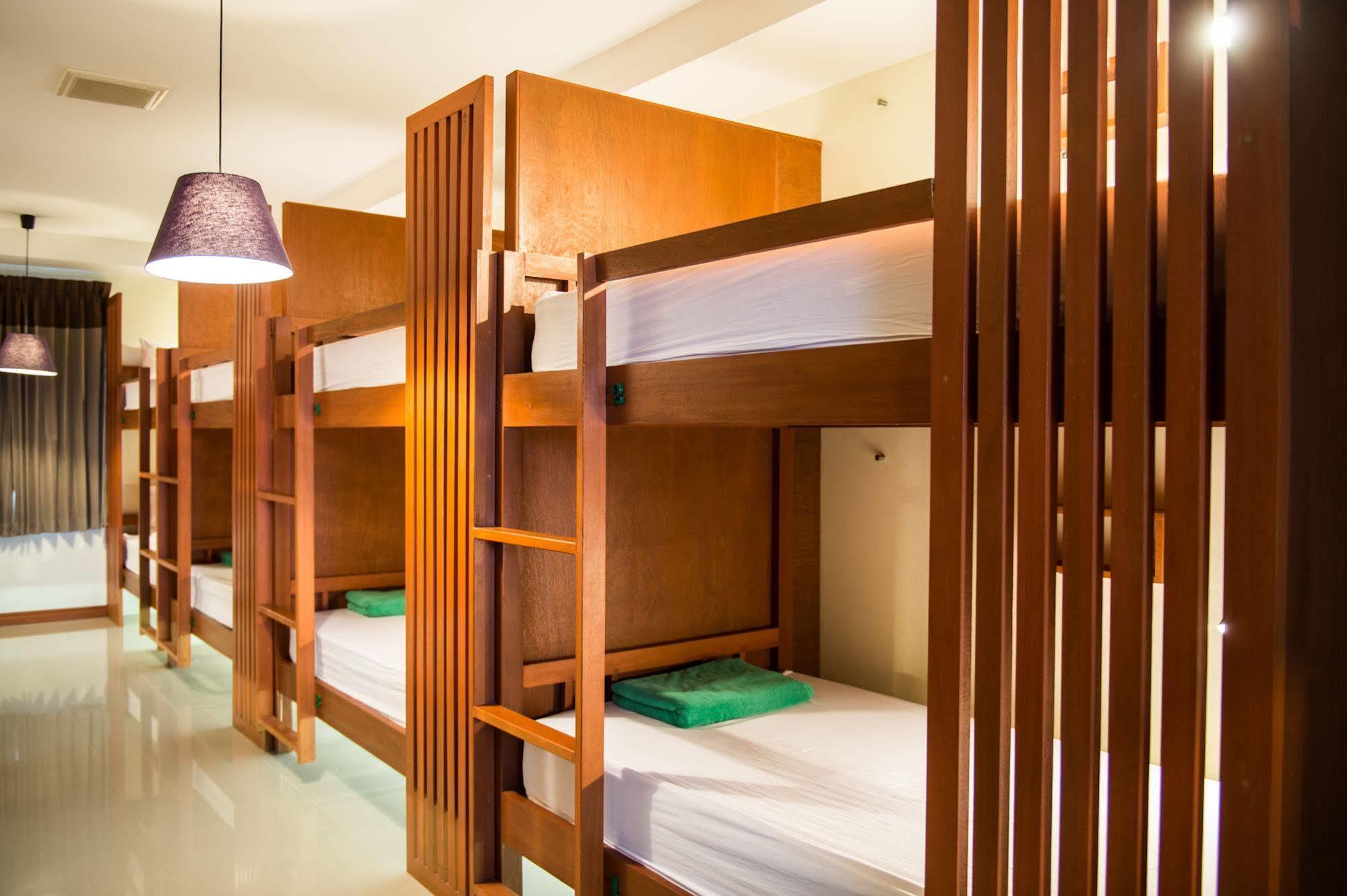 Phangan Pearl Hostel Haad Rin Εξωτερικό φωτογραφία