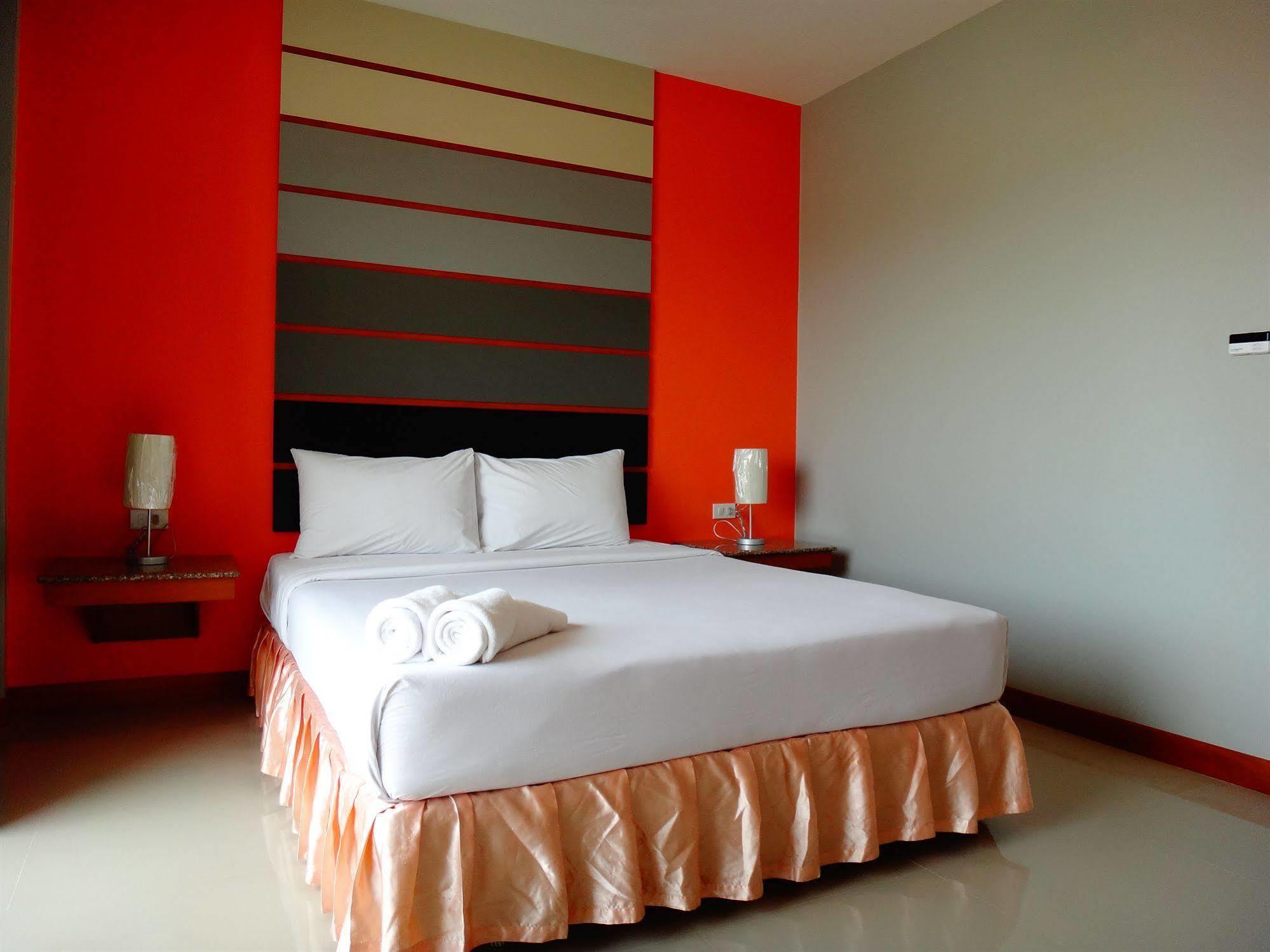 Phangan Pearl Hostel Haad Rin Εξωτερικό φωτογραφία