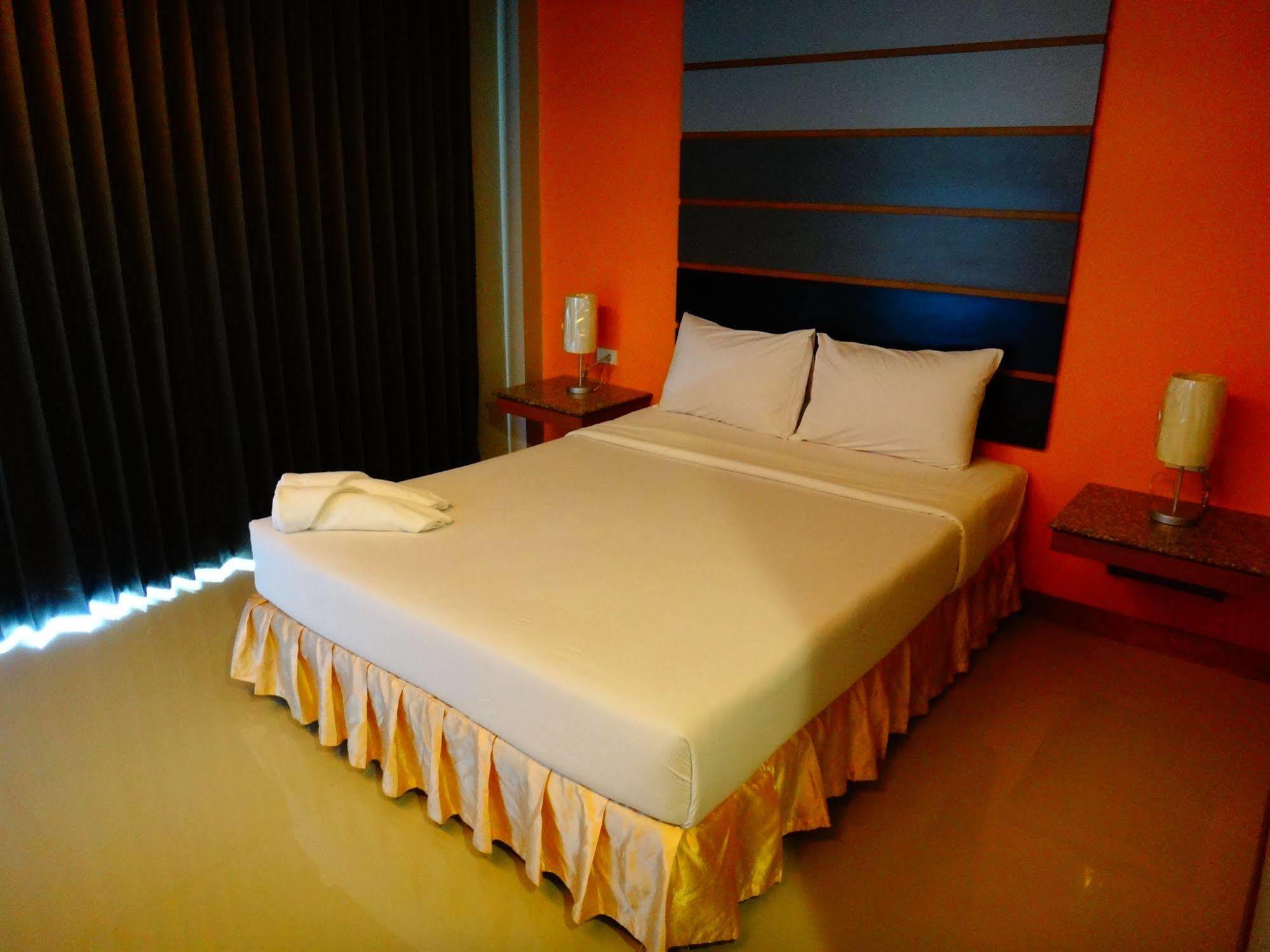 Phangan Pearl Hostel Haad Rin Εξωτερικό φωτογραφία